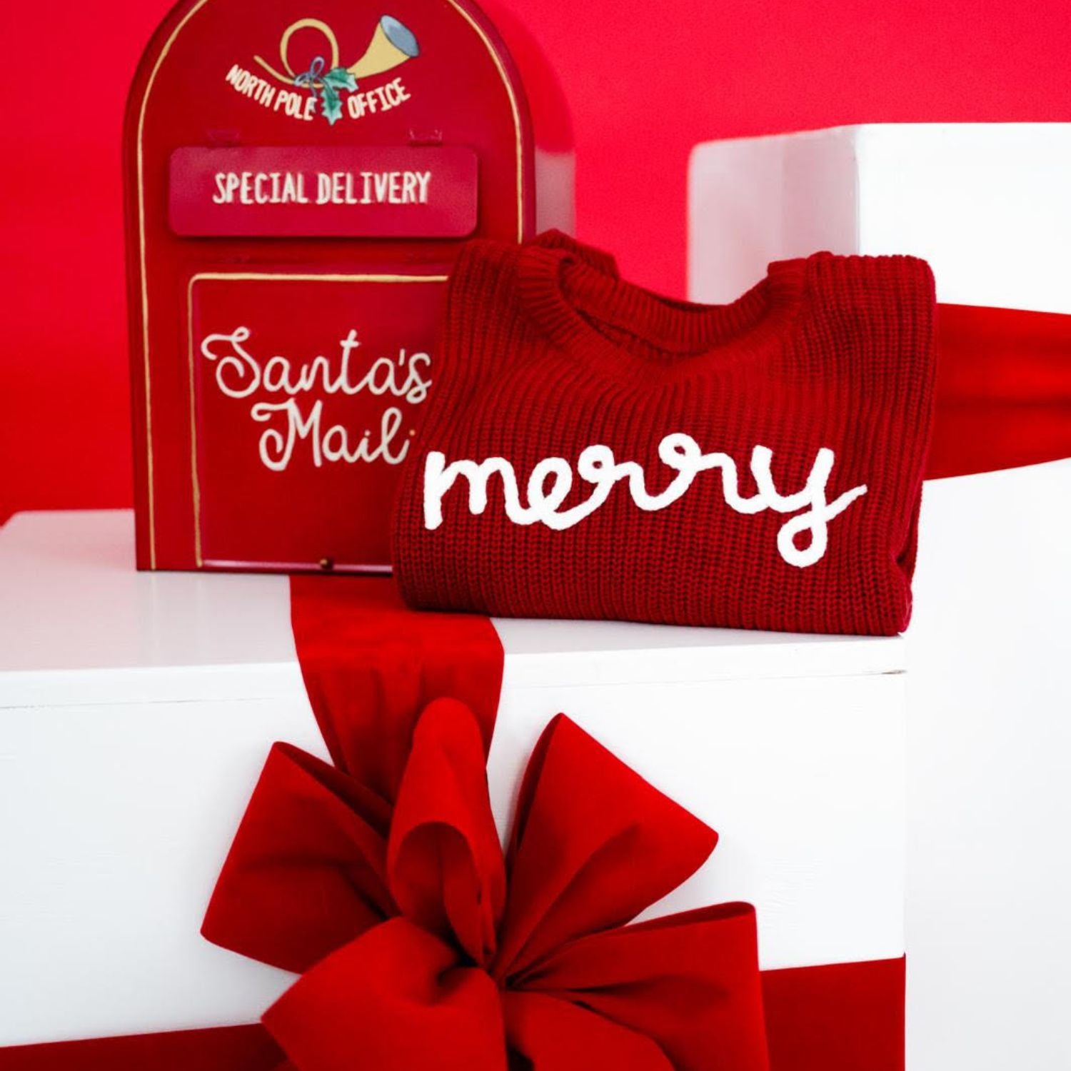 Merry dziecięcy sweterek